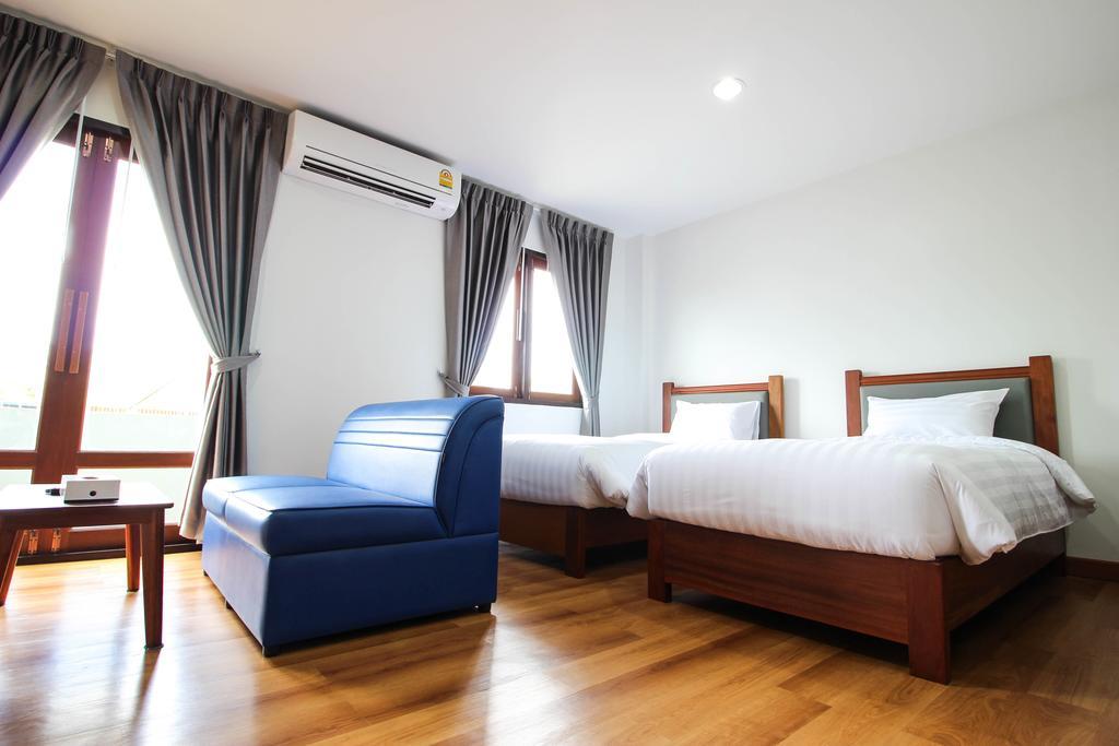 Tai-Shan Suites Ratchaburi Zimmer foto